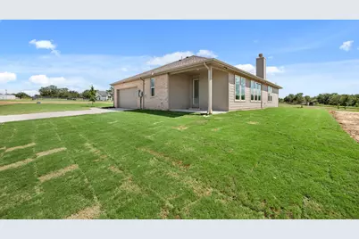106 Brush Creek Drive, Boyd, TX 76023 - Photo 33