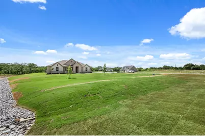 106 Brush Creek Drive, Boyd, TX 76023 - Photo 3