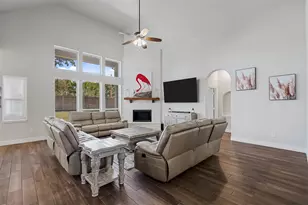 2204 Simpson Ln, Mansfield, TX 76063 - Photo 9