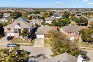 8304 Rocky Ct, Fort Worth, TX 76123 - Photo 3