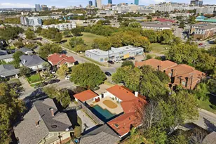 2201 Mistletoe Blvd, Fort Worth, TX 76110 - Photo 31