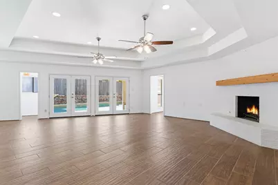 2201 Mistletoe Boulevard, Fort Worth, TX 76110 - Photo 11