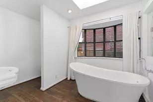 2201 Mistletoe Blvd, Fort Worth, TX 76110 - Photo 15