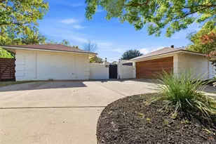 2201 Mistletoe Blvd, Fort Worth, TX 76110 - Photo 1