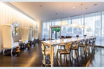 2200 Victory Avenue #701, Dallas, TX 75219 - Photo 27