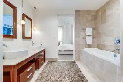 2200 Victory Avenue #701, Dallas, TX 75219 - Photo 19