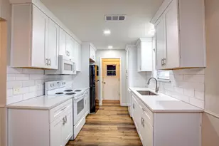 3049 Valley Forge Trail, Forest Hill, TX 76140 - Photo 5