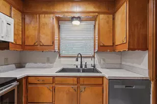 8756 Panther Dr, Woodway, TX 76712 - Photo 13