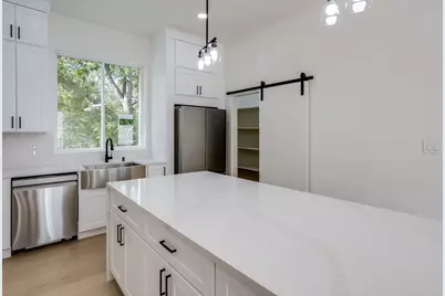 6001 Lewis Street #102, Dallas, TX 75206 - Photo 9