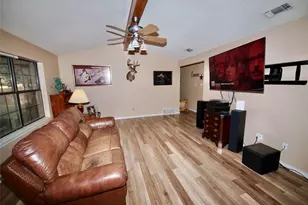 3106 S Lipsey St, Decatur, TX 76234 - Photo 3