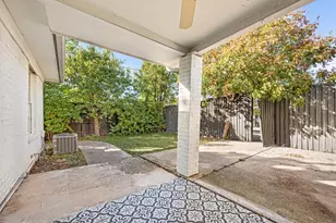 3705 Seguin Dr, Dallas, TX 75220 - Photo 31