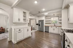 3705 Seguin Dr, Dallas, TX 75220 - Photo 9