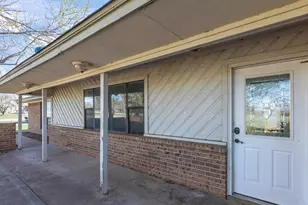 175 Clover Ln, Decatur, TX 76234 - Photo 3