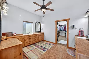 200 Cayuga Trail, Lake Kiowa, TX 76240 - Photo 21