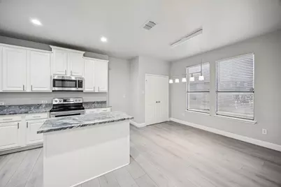 813 Lake Forest Trail, Little Elm, TX 75068 - Photo 9