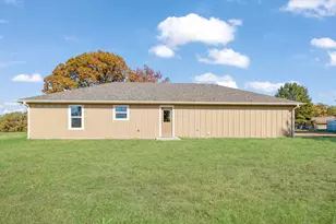728 County Rd 44050, Powderly, TX 75473 - Photo 23