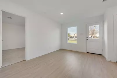 204 Asterwood Lane, Sherman, TX 75092 - Photo 7