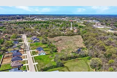 Flora   ,Tbd Flora Lane, Denison, TX 75020 - Photo 3