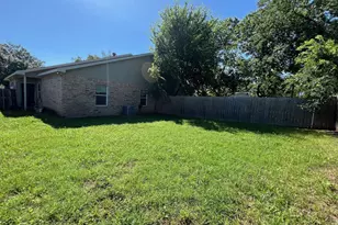 746 Carroll Ln, Lewisville, TX 75067 - Photo 25