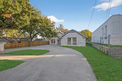 3532 W Jefferson Boulevard, Dallas, TX 75211 - Photo 1