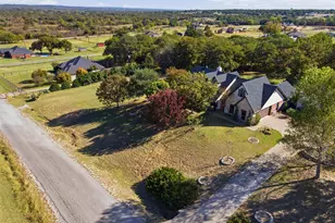 437 Adair Ln, Weatherford, TX 76088 - Photo 33