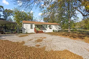 105 Reich St, Bonham, TX 75418 - Photo 3