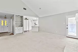 7652 Colorado Creek Ct, Fort Worth, TX 76133 - Photo 9