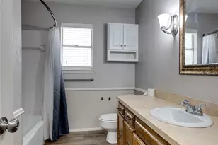 504 S Colonial Dr, Cleburne, TX 76033 - Photo 21