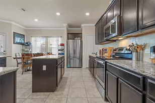 254 Woodhaven Trl, Waco, TX 76657 - Photo 7