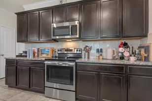 254 Woodhaven Trl, Waco, TX 76657 - Photo 9
