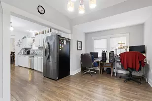 618 Granbury St, Cleburne, TX 76033 - Photo 11