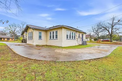 618 Granbury Street, Cleburne, TX 76033 - Photo 35