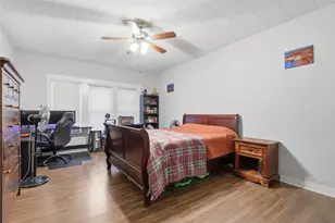 618 Granbury St, Cleburne, TX 76033 - Photo 33