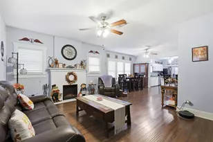 618 Granbury St, Cleburne, TX 76033 - Photo 9