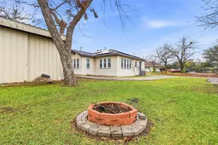 618 Granbury St, Cleburne, TX 76033 - Photo 37