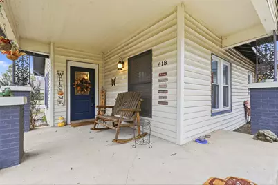 618 Granbury Street, Cleburne, TX 76033 - Photo 5