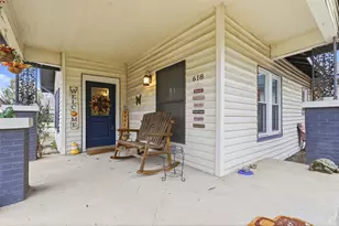 618 Granbury St, Cleburne, TX 76033 - Photo 5