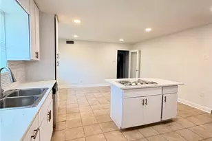 10242 Brockbank Dr, Dallas, TX 75229 - Photo 3