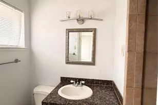 10242 Brockbank Dr, Dallas, TX 75229 - Photo 15