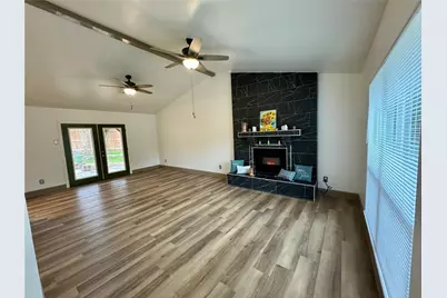 2610 Kayli Lane, Euless, TX 76039 - Photo 3