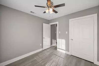 702 E 1st Avenue, Corsicana, TX 75110 - Photo 19