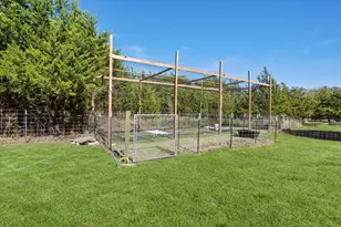 1517 County Road 2162, Barry, TX 75102 - Photo 31