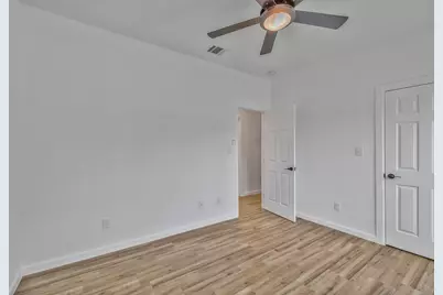 2617 Hillside Drive, Granbury, TX 76048 - Photo 17