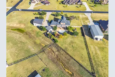 2200 Twin Creeks Court, Pilot Point, TX 76258 - Photo 37