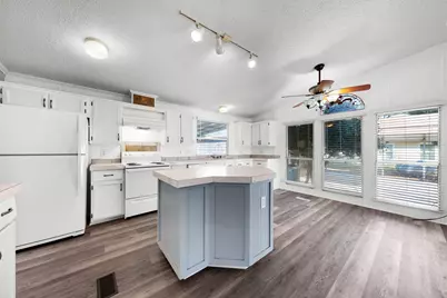 140 County Road 2302, Sulphur Springs, TX 75482 - Photo 11