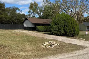 8209 Happy Trail, Alvarado, TX 76009 - Photo 3