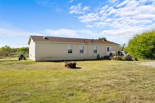 7041 NW County Road 2070, Barry, TX 75102 - Photo 25