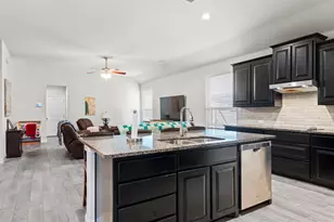 418 Shari Dr, Midlothian, TX 76065 - Photo 7