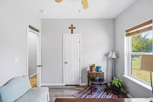 838 W Quitman St, Emory, TX 75440 - Photo 17