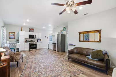 838 W Quitman Street, Emory, TX 75440 - Photo 9